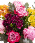 Bouquet of peonies and roses – the image 2