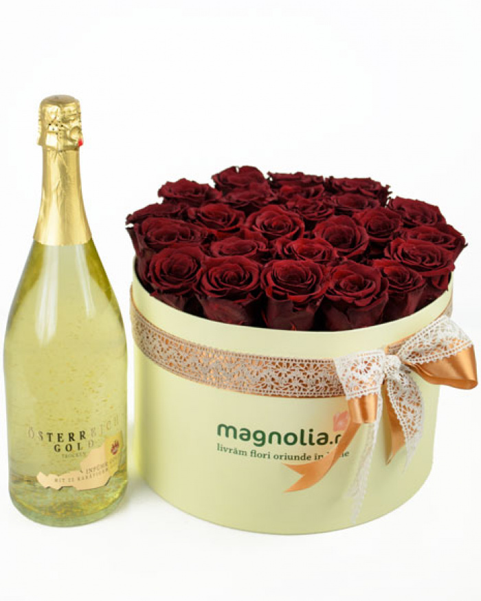 Box with 25 red preserved roses and champagne – imaginea 1