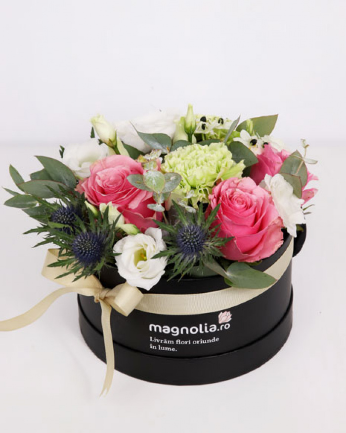 Cutie cu eustoma si trandafiri – imaginea 1