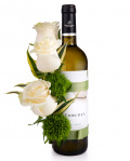 Floral arrangement on a bottle – imaginea 1