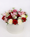 Aranjament floral pentru doamne – imaginea 1