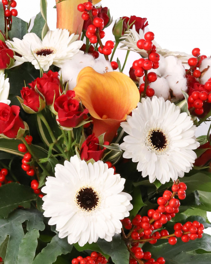 Buchet de Iarna cu gerbera si cale – imaginea 2