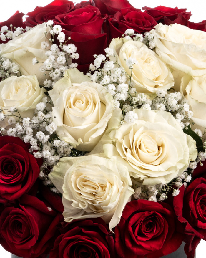 ”I love you” box of roses – the image 2