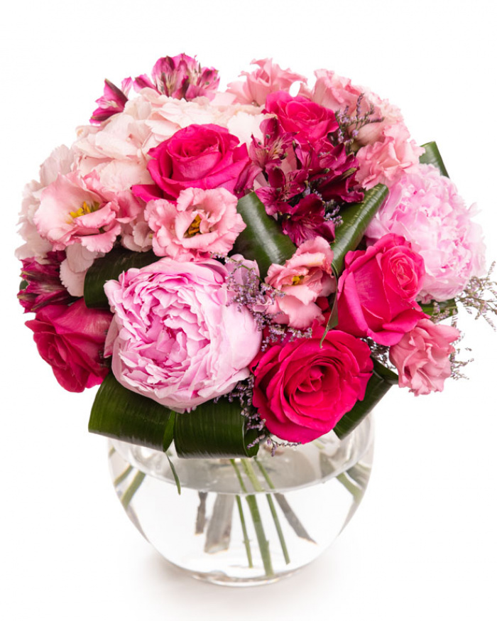 Bouquet with pink roses and hydrangea – imaginea 1