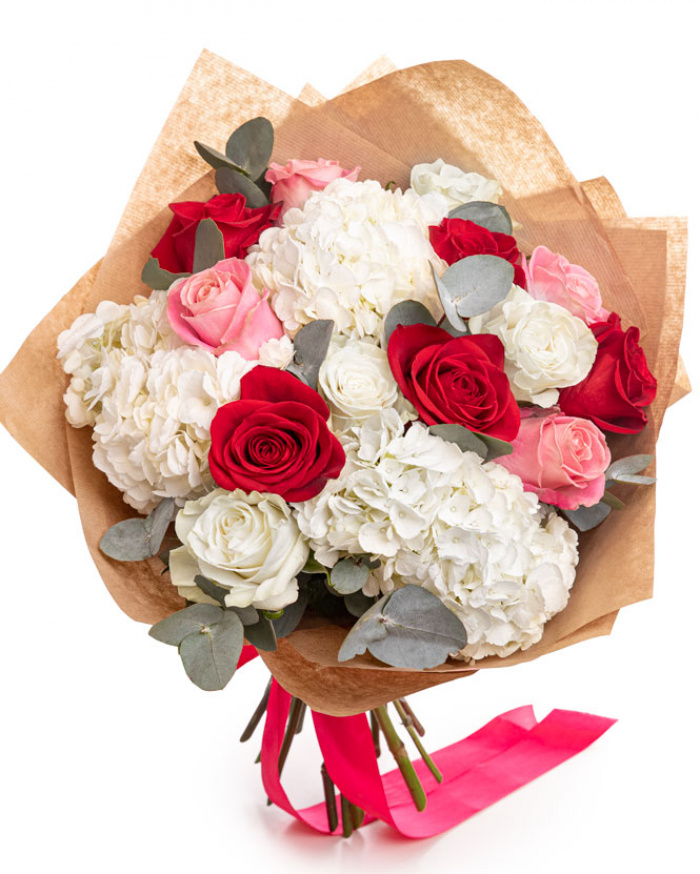 Bouquet with roses and hydrangeas – imaginea 1