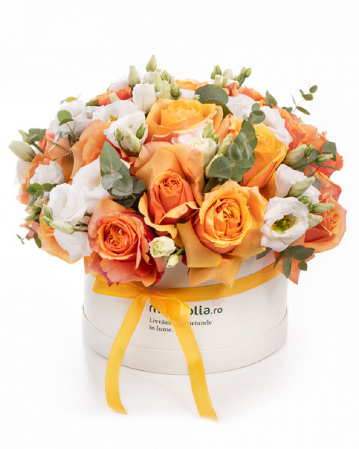 Box with orange roses and eustoma – imaginea 1