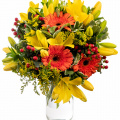 Buchet cu gerbera porocalie și crini galbeni