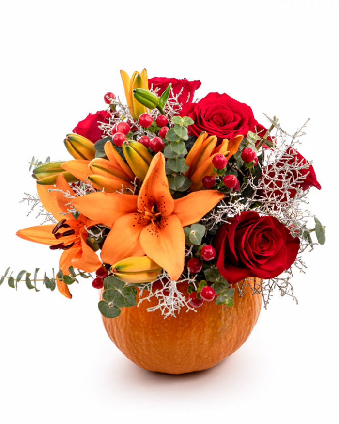Pumpkin arrangement with lilies – imaginea 1