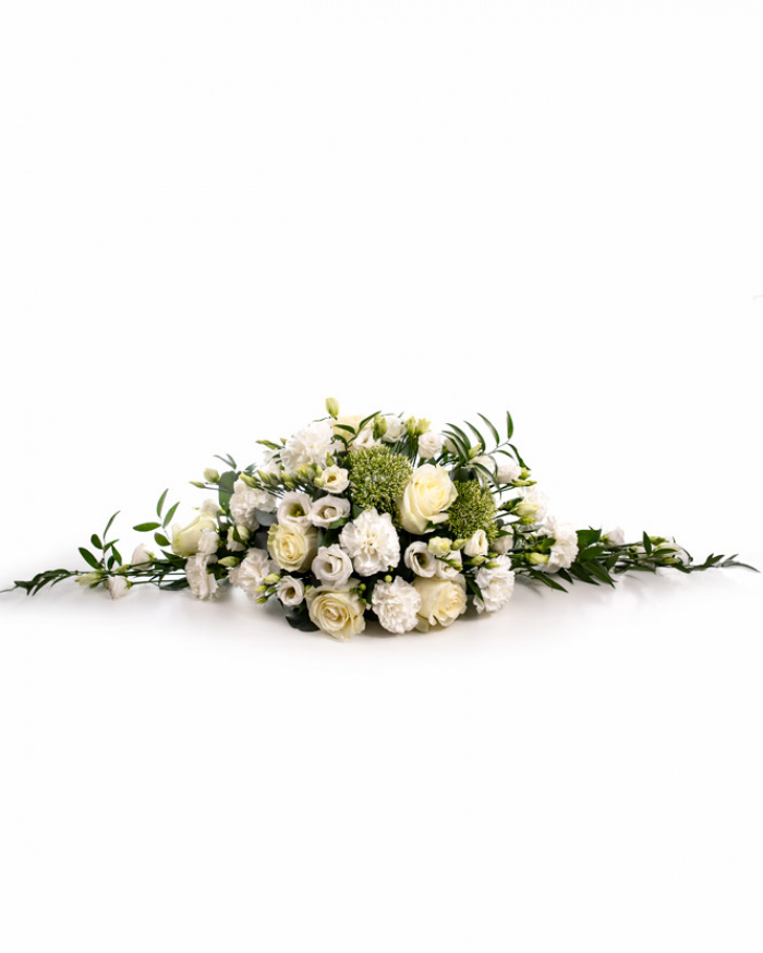 White funeral arrangement – imaginea 1