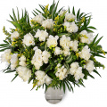 Buchet cu frezii albe