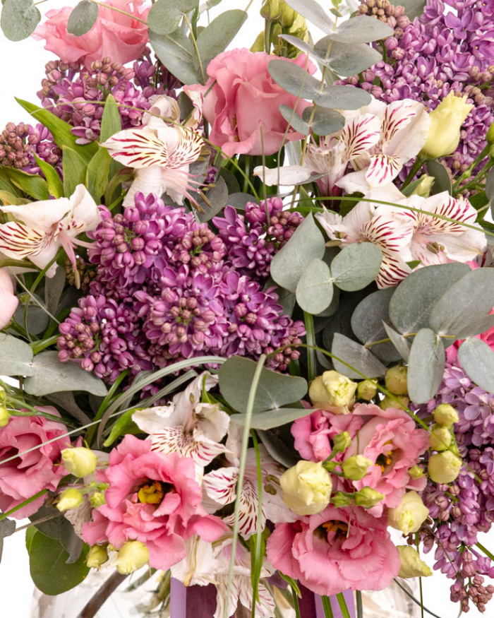 Buchet cu liliac – imaginea 2