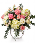 Bouquet of hydrangea and pink roses – imaginea 1