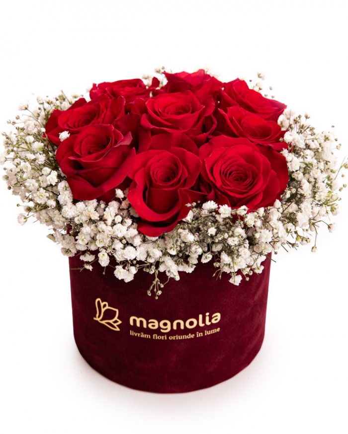 Arrangement with red roses in a box – imaginea 1