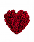 Red rose heart arrangement – the image 2