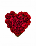 Red rose heart arrangement – the image 2