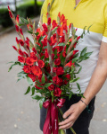 Buchet cu gladiole – imaginea 3