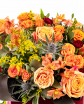 Heart box with orange roses – imaginea 2