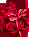 Velvet heart box with roses – imaginea 2