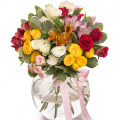 Buchet colorat cu trandafiri