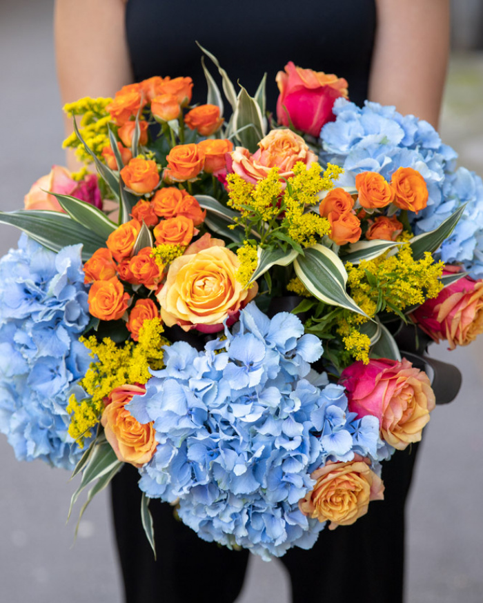 Buchet luxuriant – imaginea 3