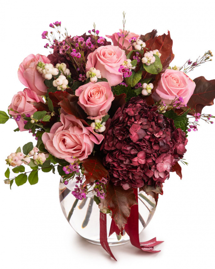 Burgundy Delight bouquet – the image 1