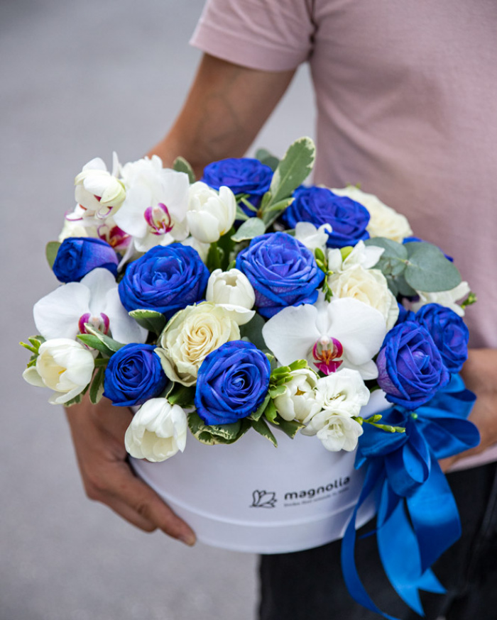 Aranjament floral „Blue Harmony” – imaginea 3