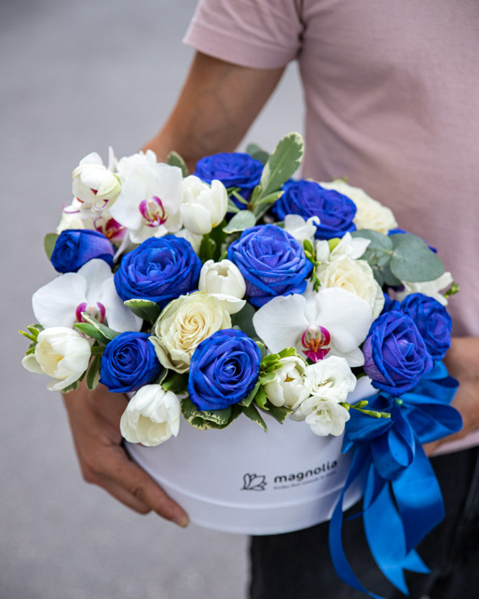 Aranjament floral „Blue Harmony” – imaginea 3