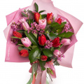 Buchet cu lalele delicate