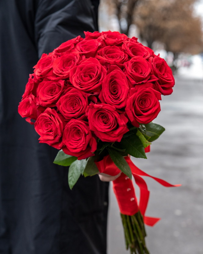 Buchet cu trandafiri „Endless Love” – imaginea 3