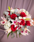 Buchet cu crini „Noblesse” – imaginea 3