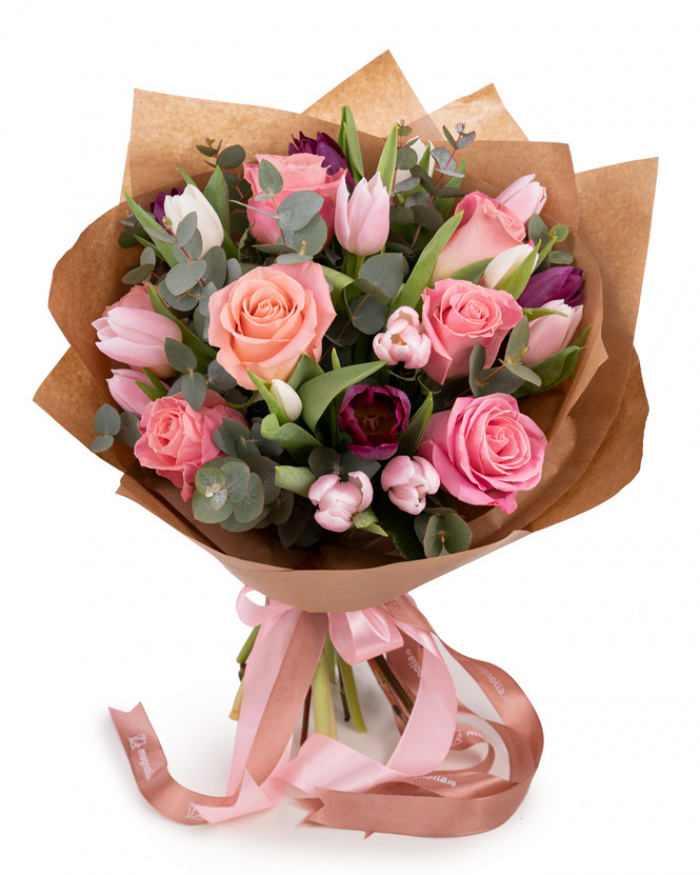 „Pink and Pretty” rose and tulip bouquet – the image 1