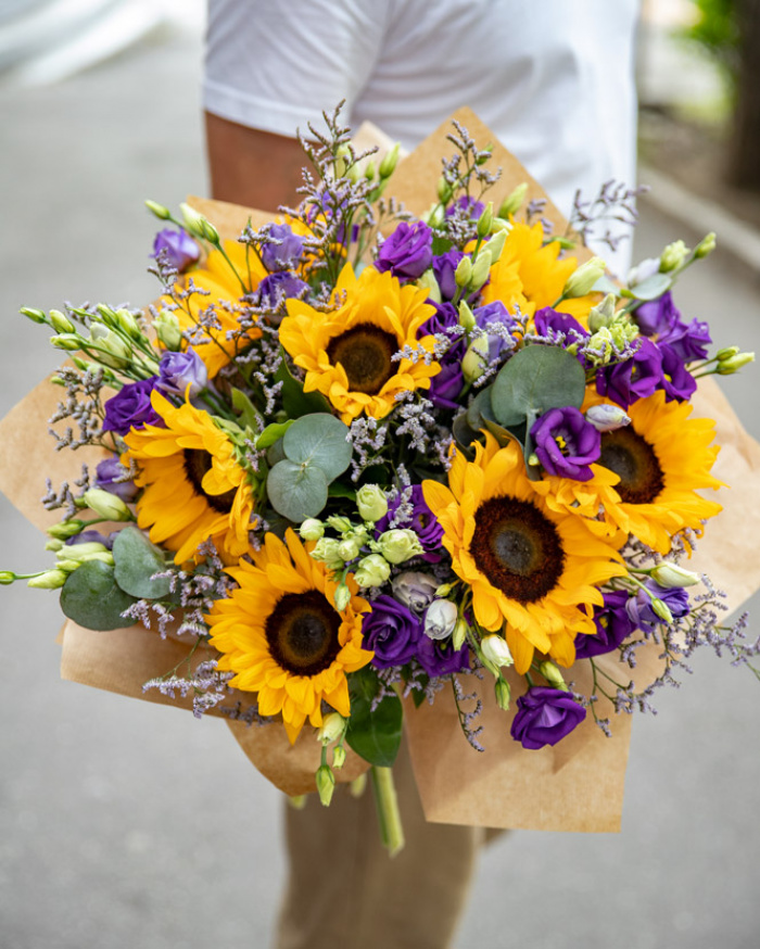 Buchet cu floarea-soarelui „Summer Vibes”