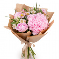 Buchet cu bujori și hortensii „Pink Fantasy”