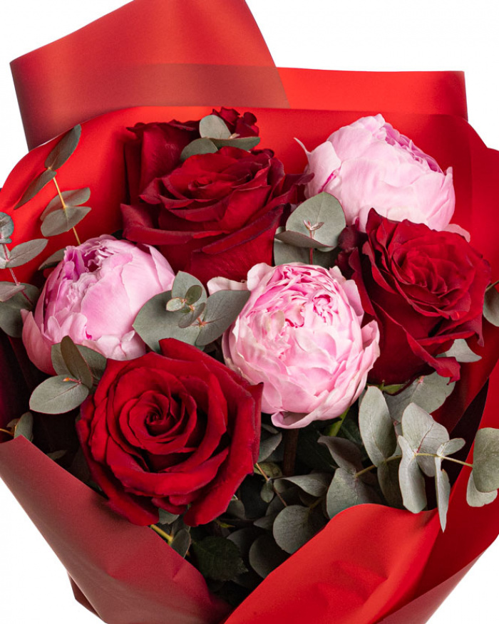 Bouquet of Peonies and Red Roses – the image 2