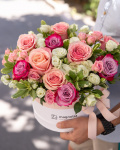 "Pink Touch" arrangement with pink and white roses – the image 3
