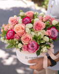 "Pink Touch" arrangement with pink and white roses