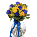Buchet cu trandafiri albaștri „Vivid Blue”