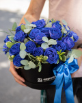 Aranjament trandafiri albaștri „Royal Blue” – imaginea 3