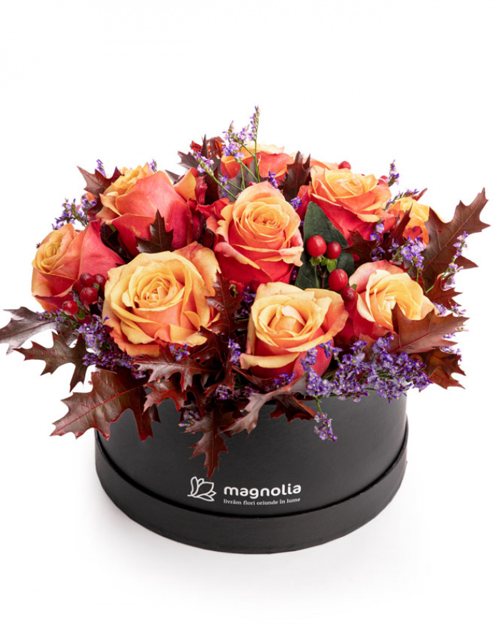 Roses and hypericum autumn box – imaginea 1