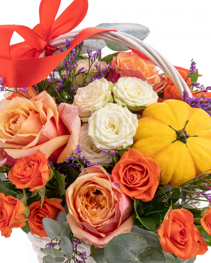 Roses and ornamental pumpkins autumn basket – the image 2