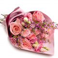 Buchet trandafiri roz și eustoma