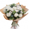 Buchet trandafiri albi cu bumbac