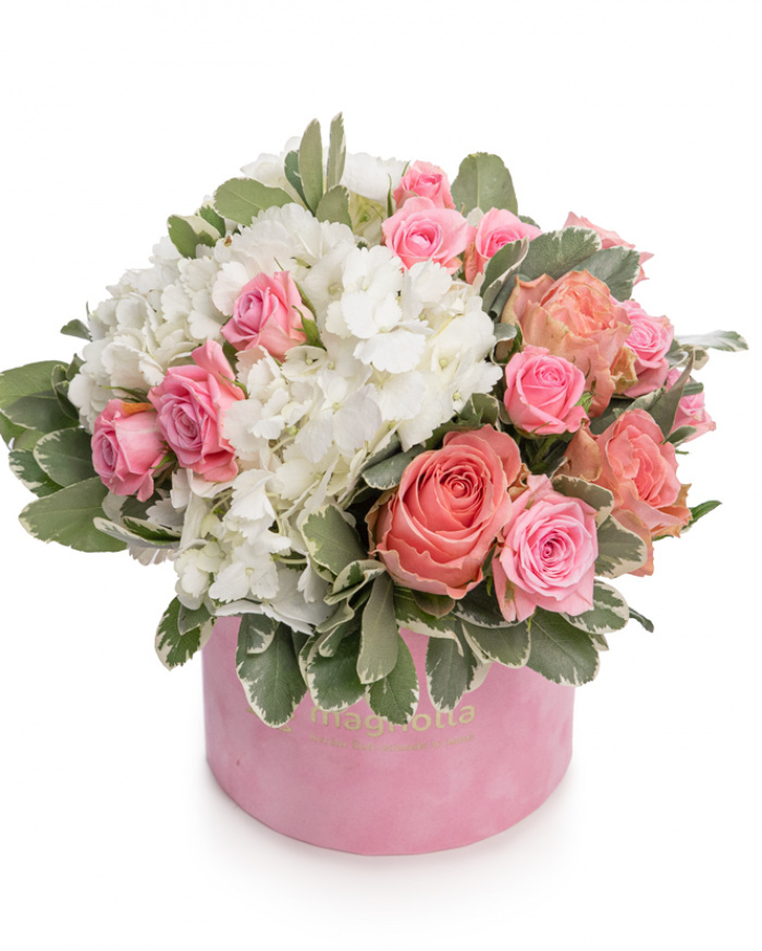 "Soft Touch" floral arrangement with roses – imaginea 1