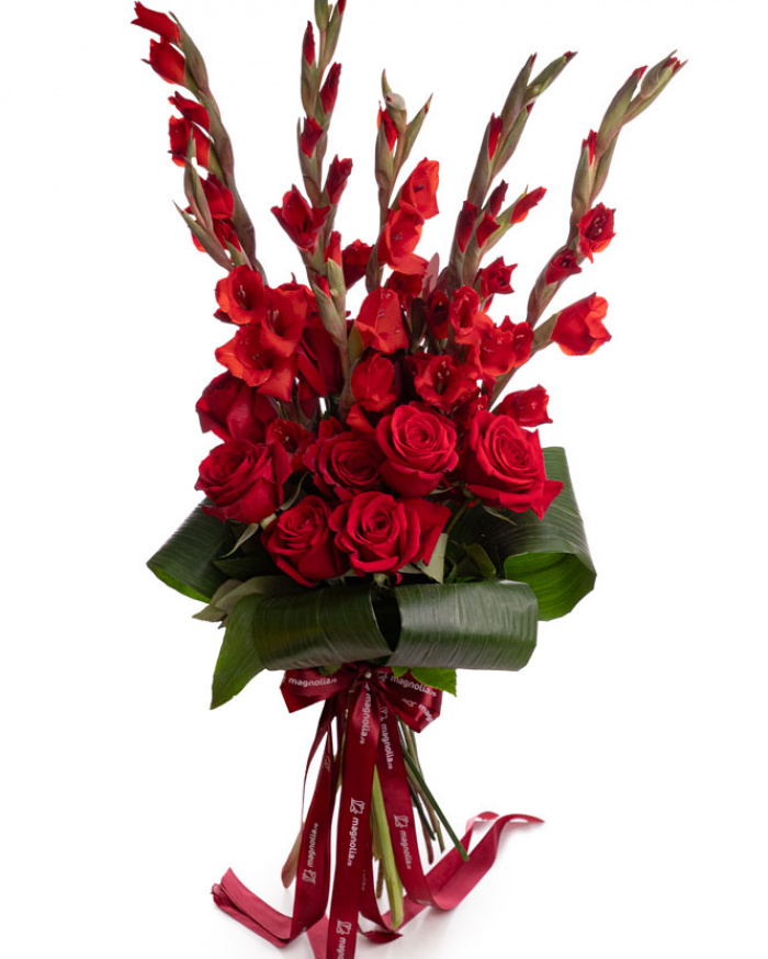 Buchet gladiole și trandafiri roșii – imaginea 1