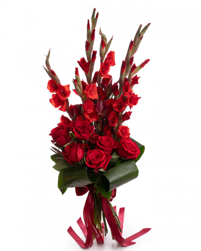 Red gladioli and rose bouquet – the image 1