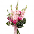 Buchet gladiole și trandafiri mov