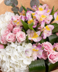 Buchet hortensii și trandafiri "Soft Elegance" – imaginea 2