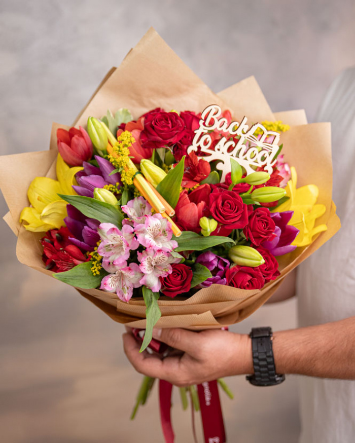 "Back to school" flower bouquet with colorful pencils