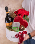 Christmas Gift with Begonia, Sparkling Wine, Chocolate and Tea – the image 3