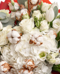 Buchet lalele și hortensii albe – imaginea 2